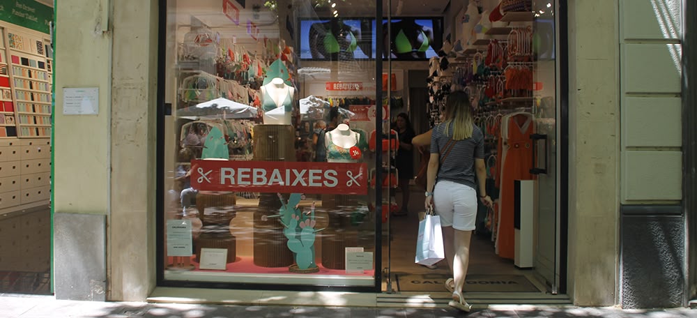 Foto portada: un establiment de la Rambla de Sabadell, aquest divendres. Autora: Lucía Marín.