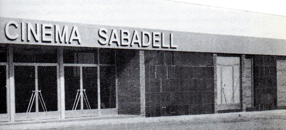 Exterior del cinema Sabadell.