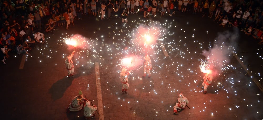 Foto portada: els Versots de Festa Major 2022. Autor: David B.