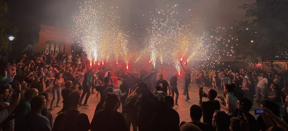 Lluïment de foc, a la plaça del Gas. Autora: J. Ramon