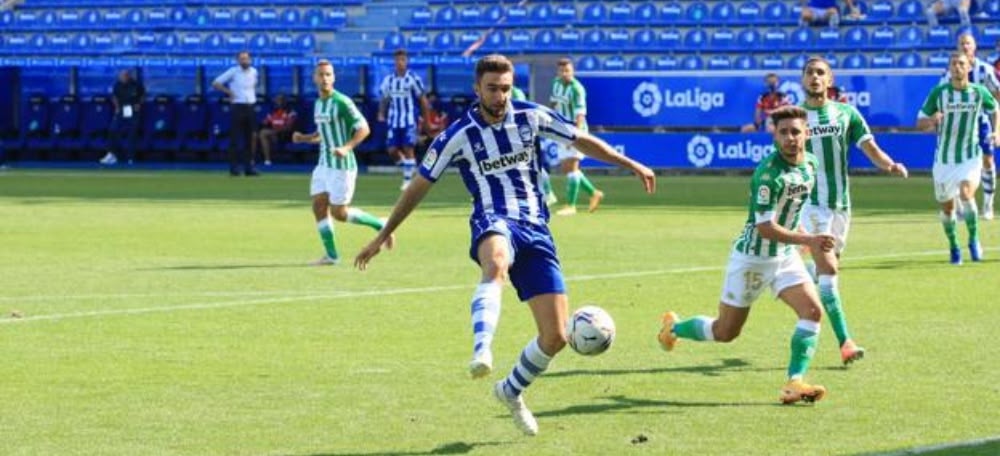 Sergi Garcia va debutar amb l'Alabes a Primera contra el Betis. Autor: El Correo