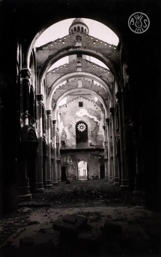 L'església de la Puríssima destruïda als compassos inicials de la Guerra Civil. Foto: AHS