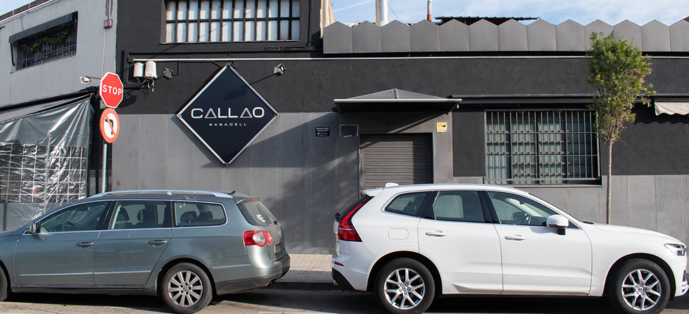 Foto portada: exterior de la nova discoteca Callao, al Polígon Sud-Oest. Autor: Izan Vizuete.