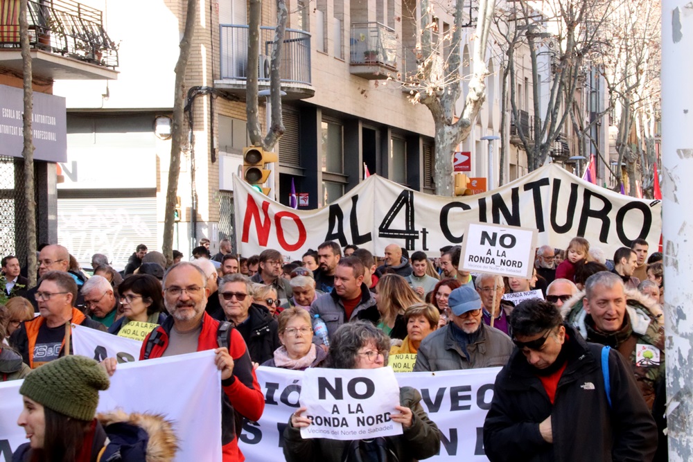 Manifestació contra el Quart Cinturó, el 26 de febrer de 2023. Autor: ACN.