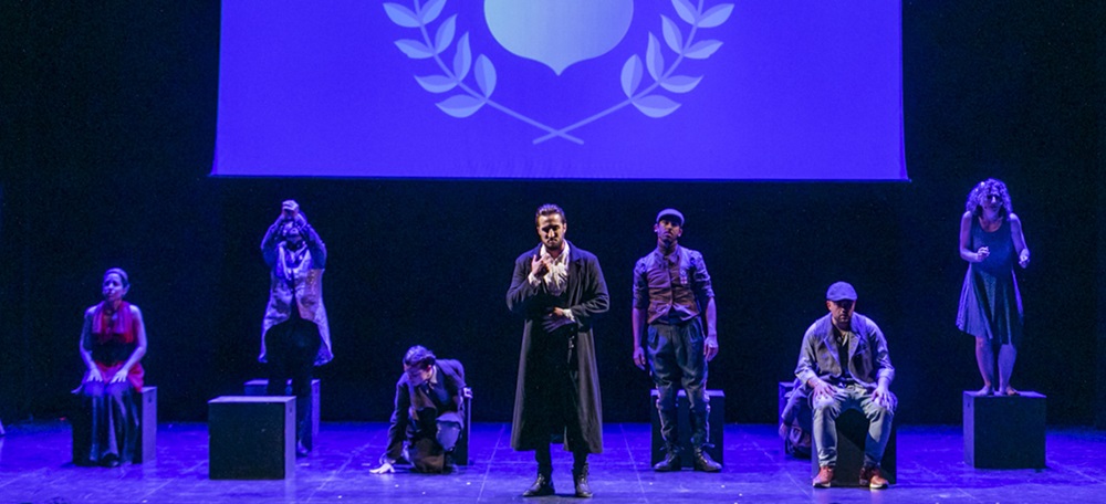 Foto portada: un instant de Hamlet, a l'acte d'entrega del Premi Sabadellenc de l'Any 2021. Autor: J.Peláez.