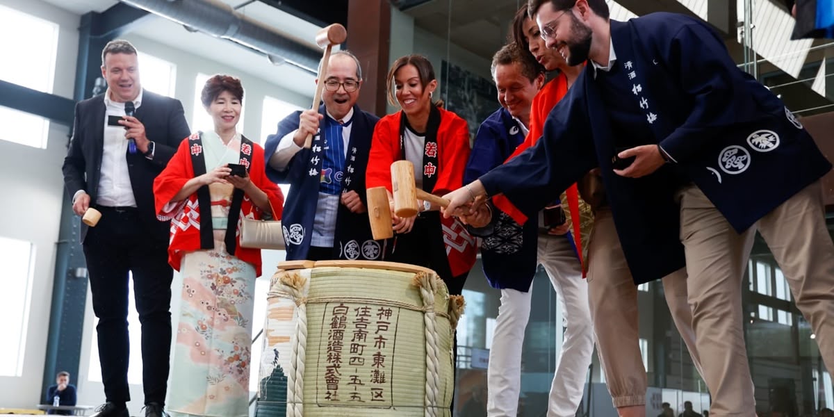 Foto portada: inauguració de la segona edició de la fira Sakura Matsuri, el passat divendres. Autor: David Jiménez.