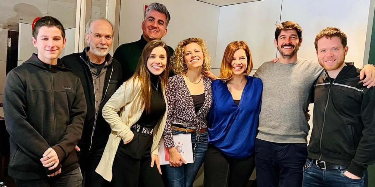 Foto portada: Il·lús Teatre, en un dels assajos. Foto: Mariona Ribas via Instagram.