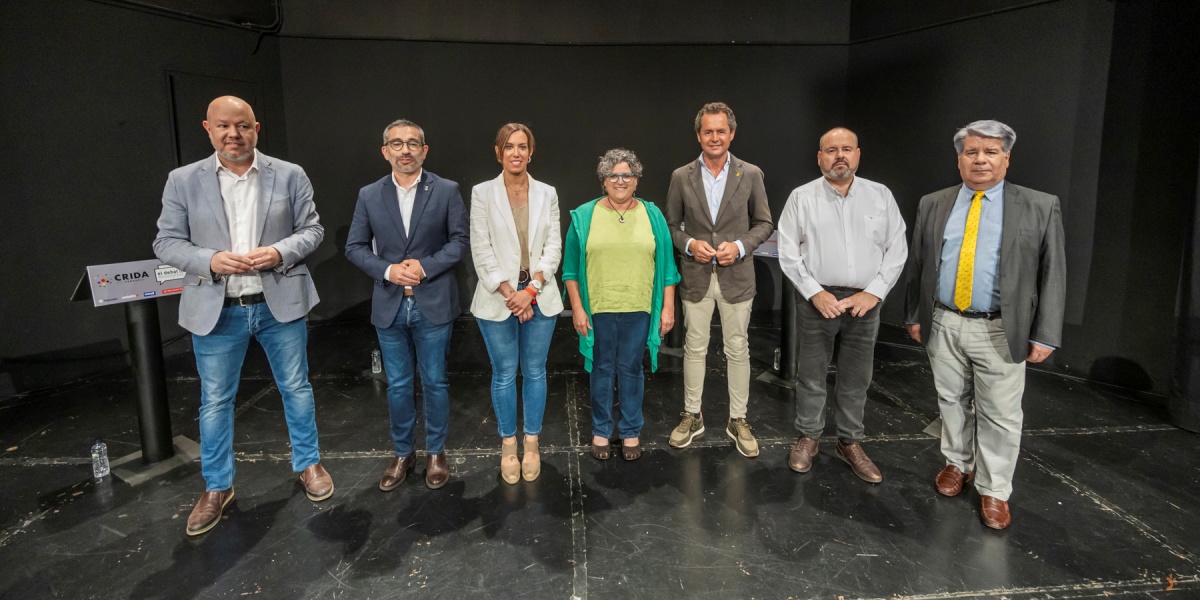 Foto portada: García (Cs), Fernàndez (ERC), Farrés (PSC), Valero (Crida), Matas (Junts), Mena (ECP) i Amadeu Papiol. Autor: J.Peláez.
