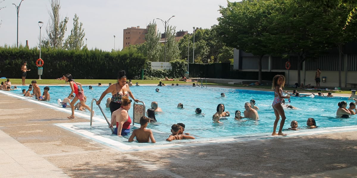 La piscina de Campoamor, el 16 de juny de 2022. Autora: Lucía Marín.