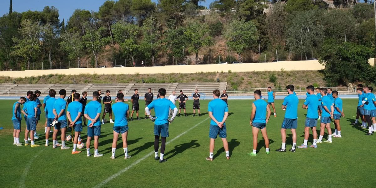 Foto portada: entrenament del CE Sabadell, aquest dimarts. Autor: CE Sabadell /Twitter.