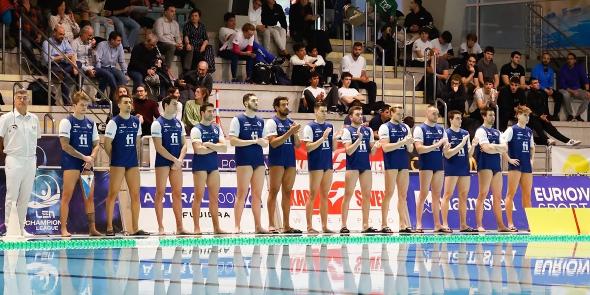 Foto portada: inici del CN Sabadell - Marsella d'aquesta Champions. Autor: David Jiménez.