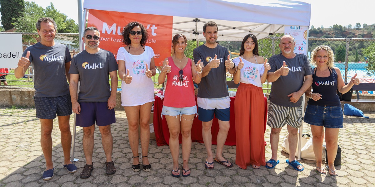 Matas (Junts), Fernàndez (ERC), González, Farrés, Gibert, Garcia i Robles i la regidora Katia Botta. Autora: Alba Garcia.