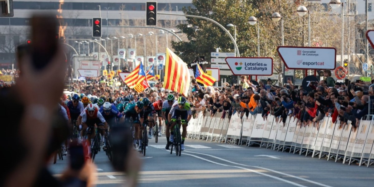 Final d'etapa de La Volta 2023 a Sabadell. Autor: David Jiménez.