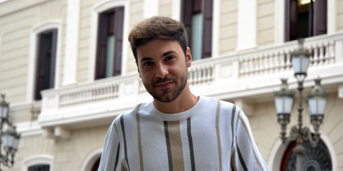 Carlos González (Eufòria), a la plaça Sant Roc. Autor: Jordi M.