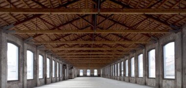 Foto portada: nau interior del Vapor Pissit, on s'hauria d'ubicar el Museu Tèxtil segons una moció aprovada fa dècades pel ple municipal.