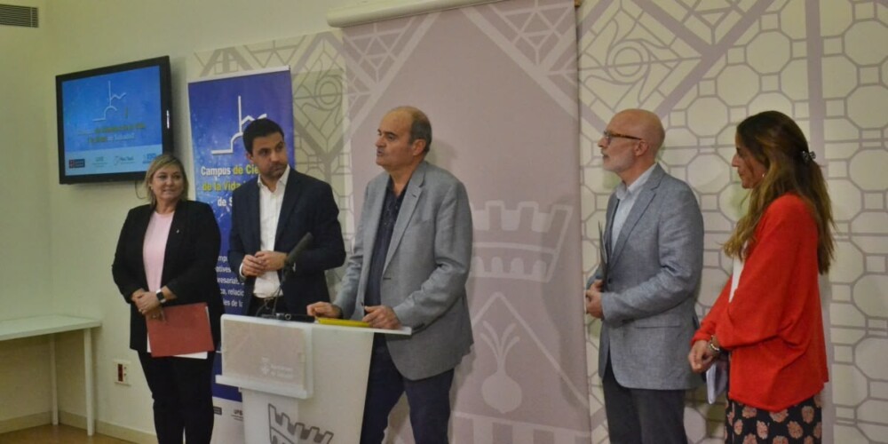 Presentació de les xerrades i cursos d'envelliment actiu. Autor: Jordi M.