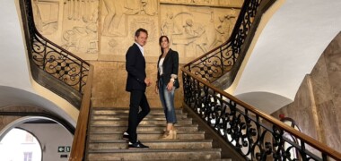 Foto portada: el sisè tinent d'alcaldessa i portaveu de Junts, Lluis Matas, i l'alcaldessa de Sabadell, Marta Farrés. Autor: Ajuntament.