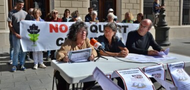 Foto portada: presentació de l'acampada contra la Ronda Nord. Autor: Jordi M.