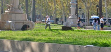Foto portada: Dolores Vázquez, acusada de l'assassinat de Pedro González, el juliol de 2021, entrant al judici, a l'octubre de 2023. Autor: J.d.A.