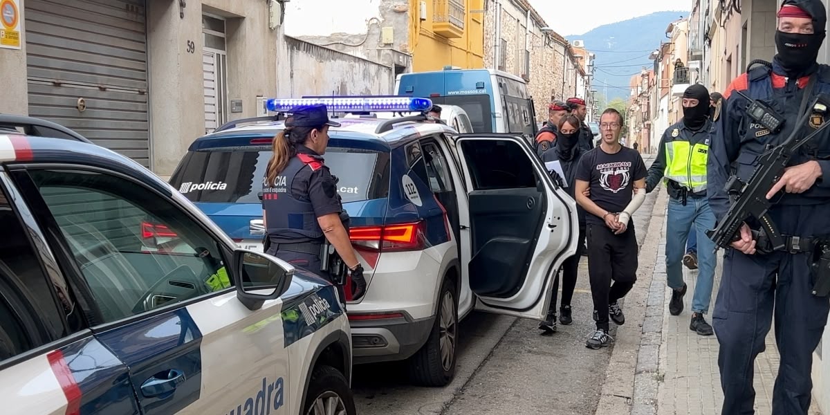 Operació policial a Sentmenat contra el grup neonazi Combat 18. Autor: ACN.