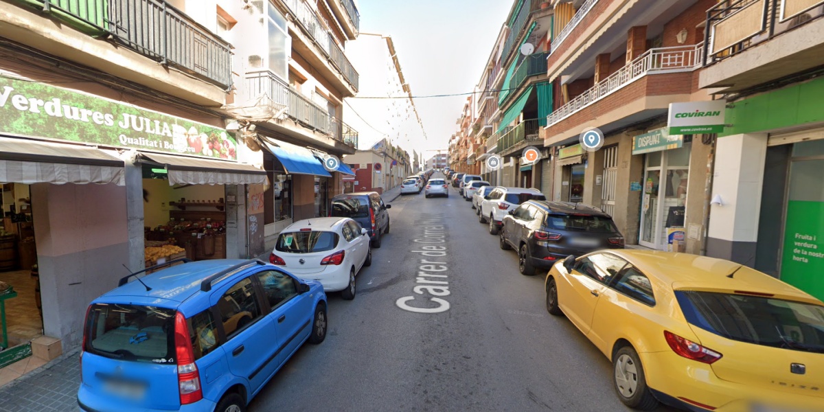 Foto portada: carrer de Corneli Nepos. Autor: Google Street View.