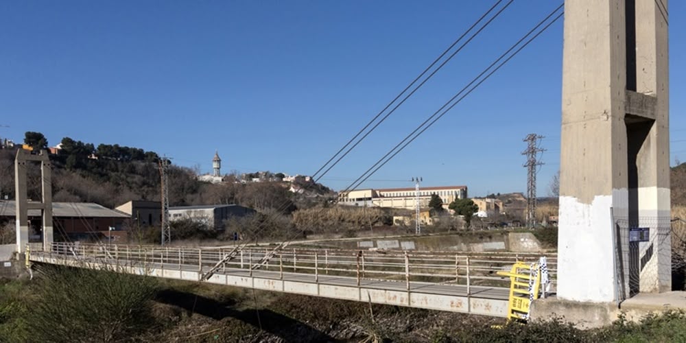 Foto portada: un dels ponts restaurats, abans de l'obra. Autor: cedida.