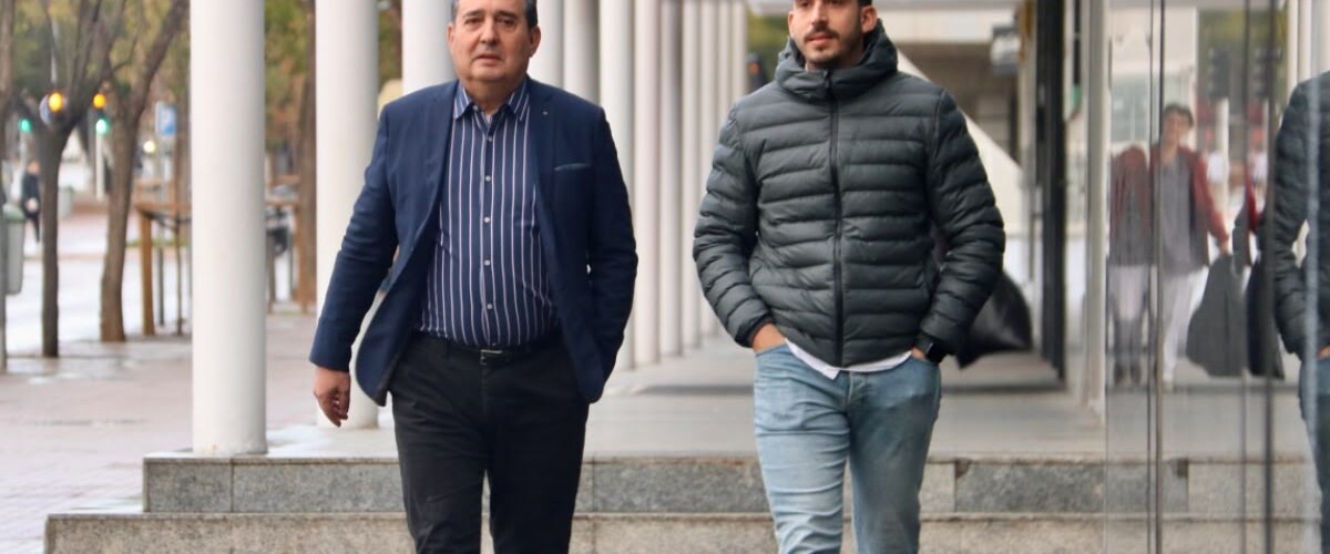 Foto portada: l'exalcalde de Sabadell, Manuel Bustos, arribant als jutjats. Autor: ACN.