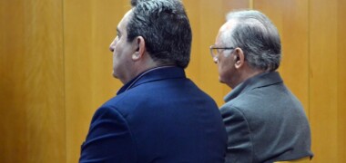 Bustos i Somoza, a la banqueta dels acusats, a l'inici del judici de la peça 33 del cas Mercuri. Autor: J.d.A.