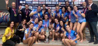 Foto portada: celebració de la Supercopa d'Europa a Budapest, que va guanyar l'equip femení del Club fa unes setmanes. Autor: CN Sabadell.