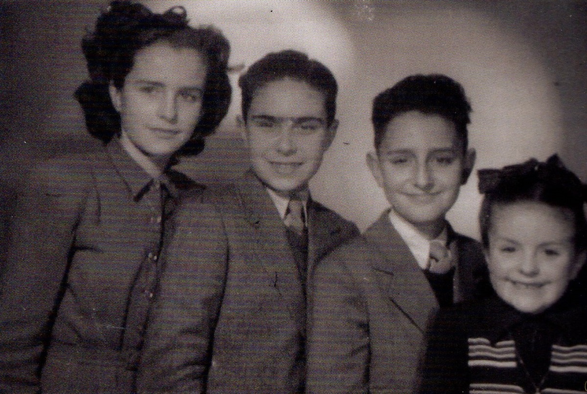 Els quatre germans Montserrat Camps: Isabel, Quim, Artur i Maria Josepa.