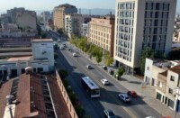 Foto portada: la Gran Via de Sabadell, fa un temps. El cadàver d'un senglar ha sorprès aquest matí els conductors. Autor: J.d.A.