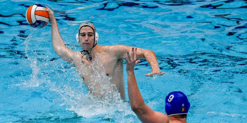 Foto portada: el waterpolista de la selecció espanyola Álvaro Granados. Autor: RFEN.