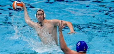 Foto portada: el waterpolista de la selecció espanyola Álvaro Granados. Autor: RFEN.