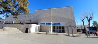 Foto portada: exterior de l'escola Andreu Castells, en una imatge d'arxiu.
