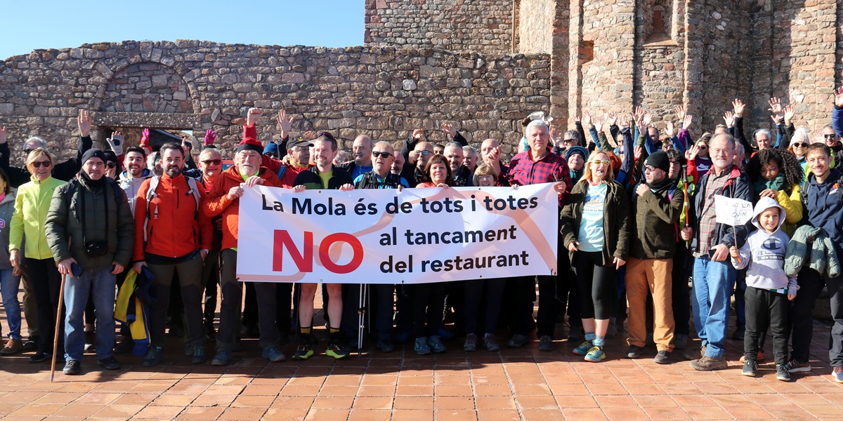 Foto portada: protesta contra el tancament de la Mola. Autor: ACN.