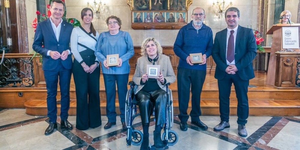 Foto portada: autoritats i guanyadors del Floc de Llana, aquest divendres. Autor: cedida.