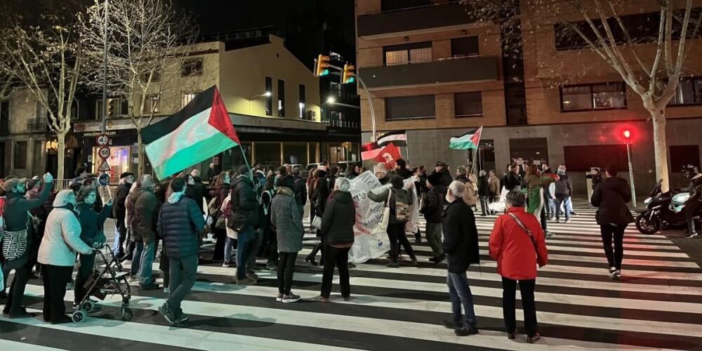 Foto portada: manifestants tallant la Gran Via. Foto: @laforja_sbd via X (abans Twitter).