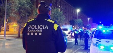 La Policia Municipal, en un control. Autor: cedida