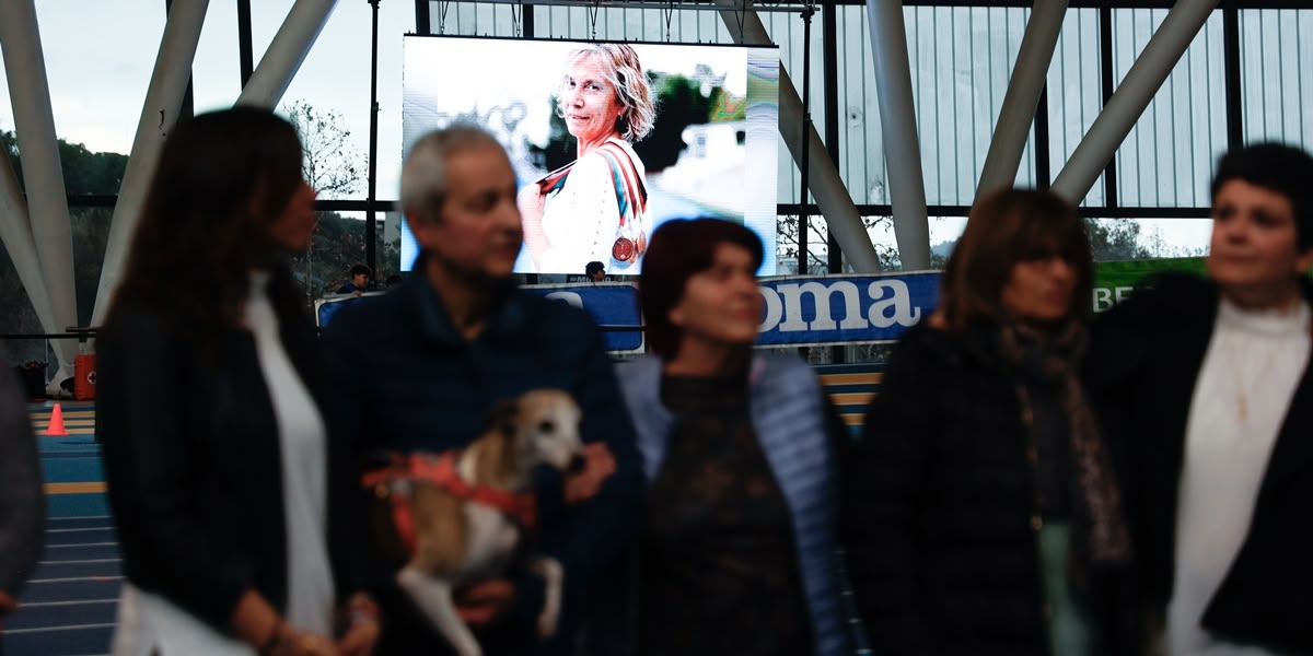 Homenatge a Carme Valero i acte per donar a conèixer el nou nom de la Pista Coberta, dedicat a l'atleta. Autora: David Jiménez.