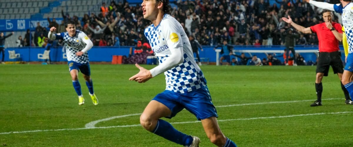 Pau Resta celebrant el gol. Autor: CES