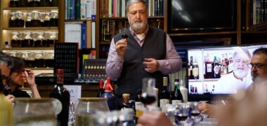 Un moment de la cata de vermuts organitzada com a presentació informal de la fira Va de Vermut. Autor: D.Jiménez.
