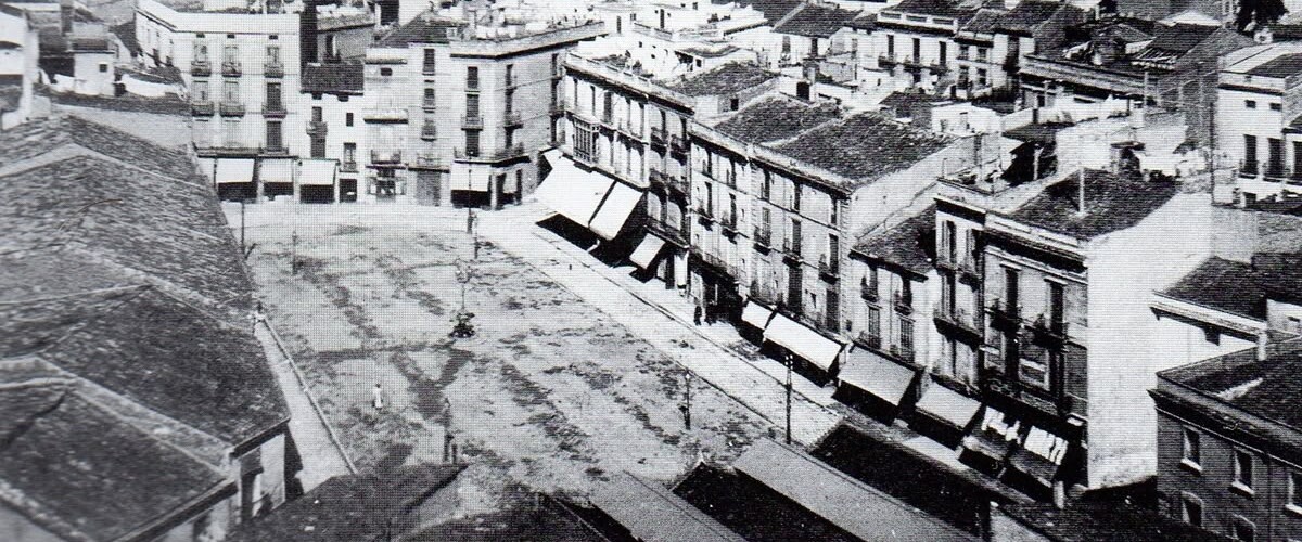La Plaça Major des del campanar de Sant Fèlix (1917). J:Soldevila.