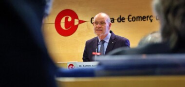 Foto portada: el president del Banc Sabadell, Josep Oliu, a la Cambra. Autora: Alba Garcia.