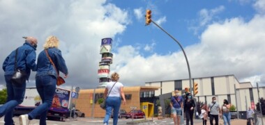 Foto portada: la zona entre els restaurants i les botigues de Via Sabadell, en una imatge d'arxiu. Autor: J.d.A.
