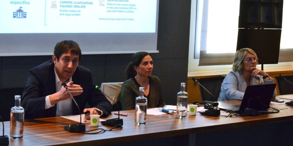 Lluís Jordan, Eulàlia Vives i Núria Aymerich, a la Cambra. Autor: Jordi M