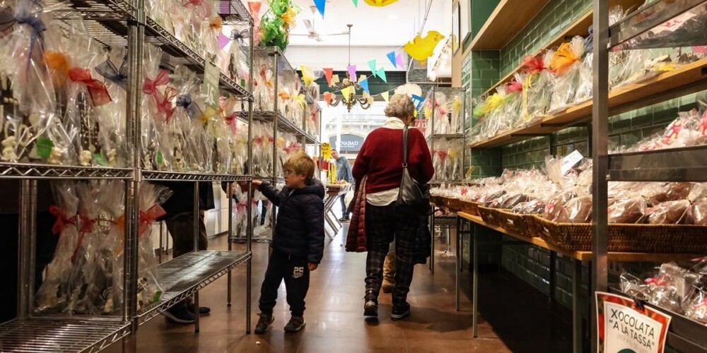 Foto portada: interior de la pastisseria Genescà, aquest dijous. Autora: Alba Garcia.