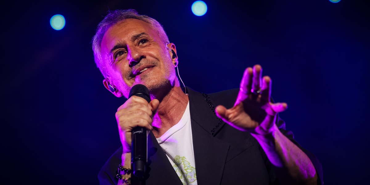 Sergio Dalma, en el concert de l'Auditori del Fòrum el 3 de març de 2024. Autor: ACN.