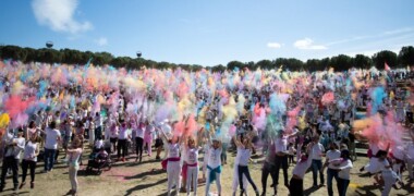 Foto portada: festival Holi, l'any passat. Autora: Alba Garcia Barcia