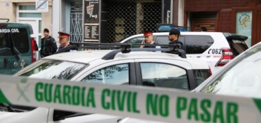 Foto de porFoto de portada: agents de la Guàrdia Civil i dels Mossos d'Esquadra, el 23 de setembre de 2019 a Sabadell, en el marc de les detencions de l'Operació Judes. Autor: ACN.tada: agents de la Guàrdia Civil i dels Mossos d'Esquadra, el 23 de setembre de 2019 a Sabadell, en el marc de les detencions del cas. Autor: ACN.