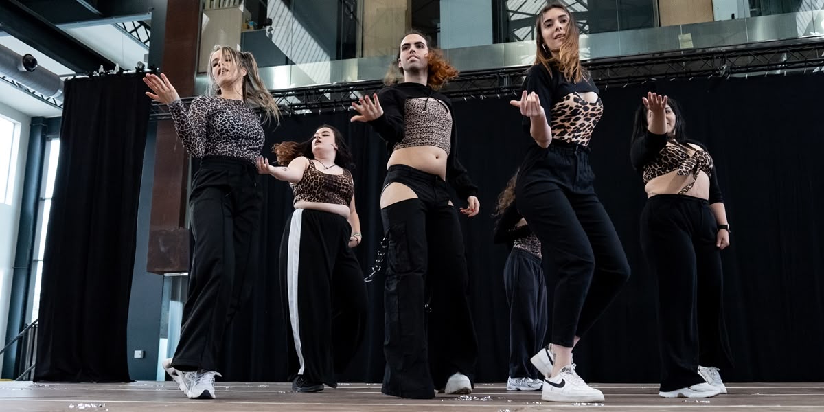 Celebració del Dia de la Dansa, a Fira Sabadell. Autora: Alba Garcia Barcia.